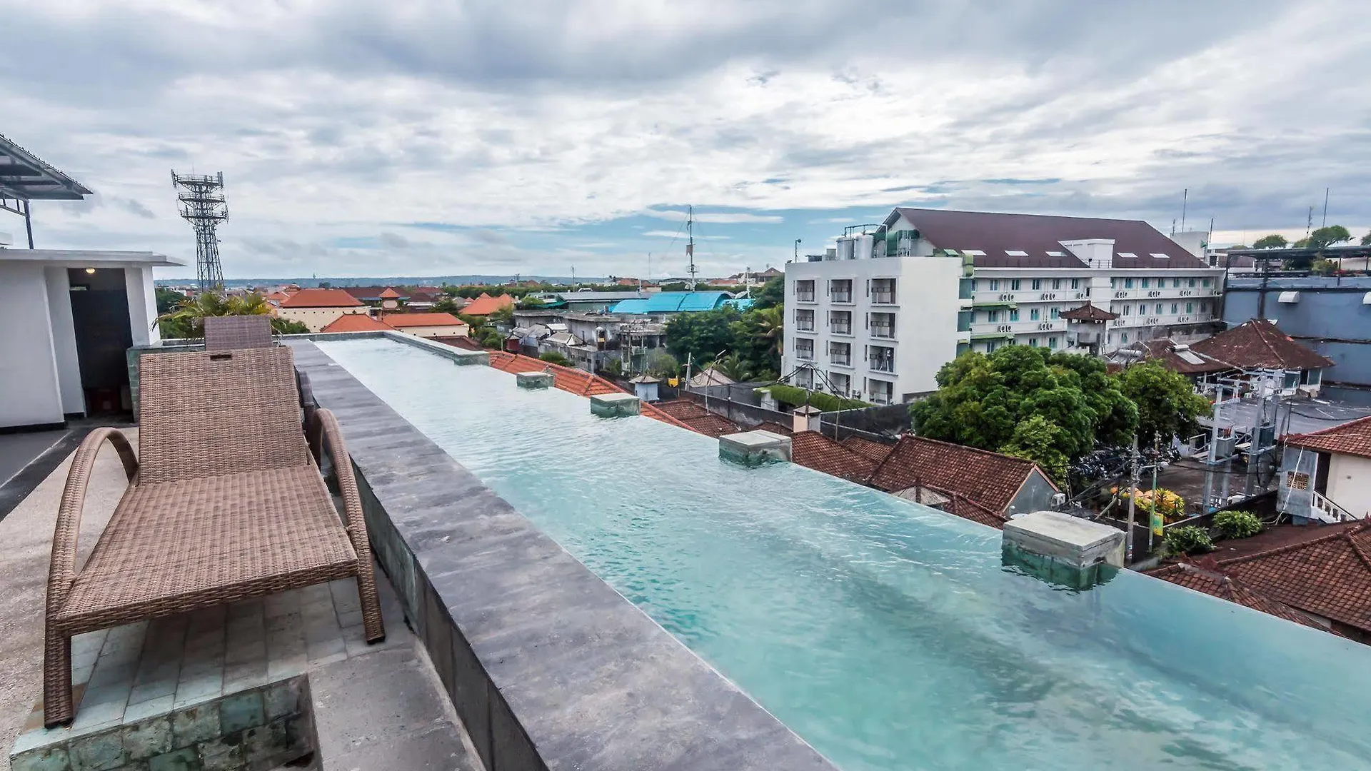 Zen Rooms Legian Troppozone Thematic Kuta  Hotel